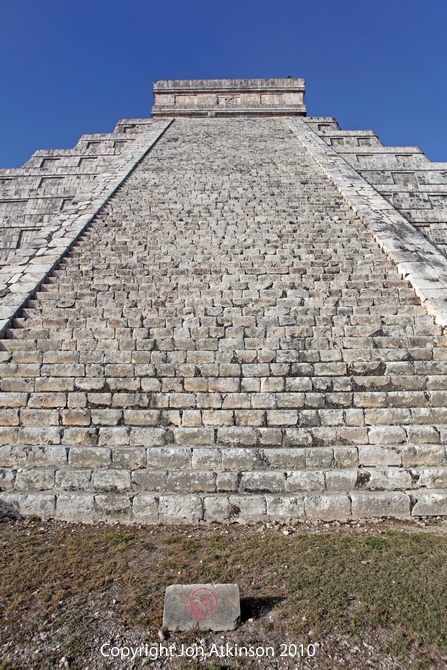 Pyramid of Kukulkan, Chichen Itza Pyramid of Kukulkan, Chichen Itza